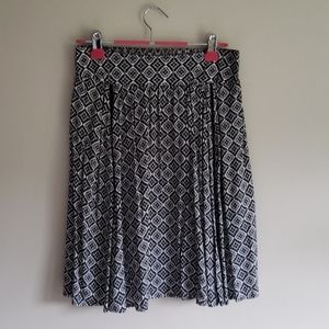 Solitaire A line Skirt- Size M